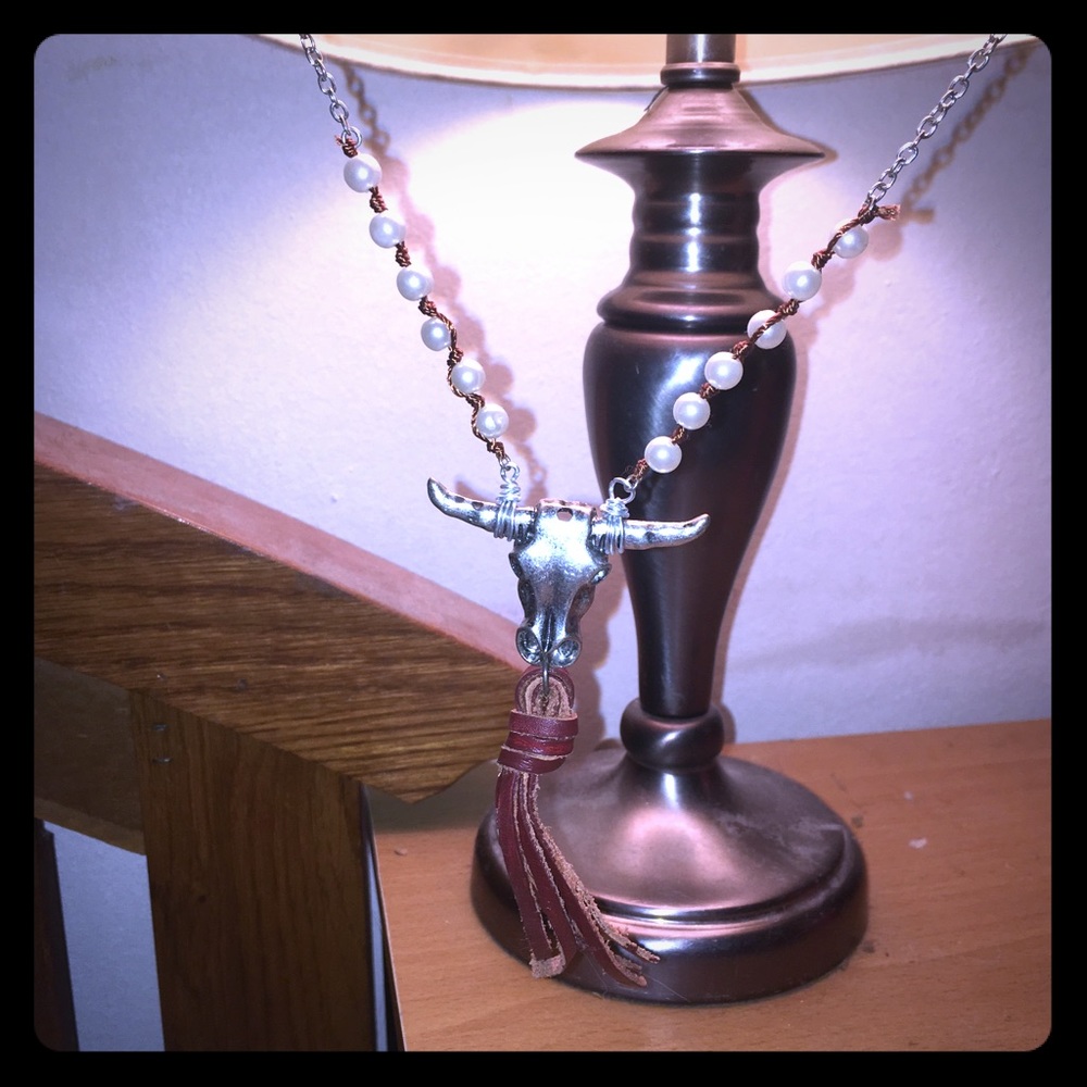 Longhorn necklace chest length